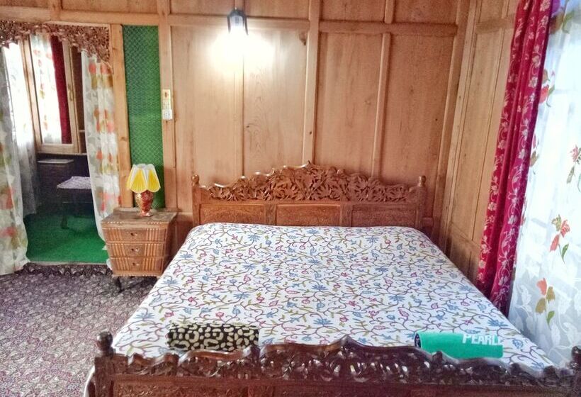 آپارتمان لوکس 1 خوابه, New Bul Bul Group Of Houseboats