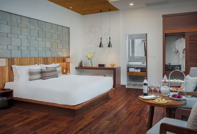اتاق کلاسیک, Shintana Saya Residence