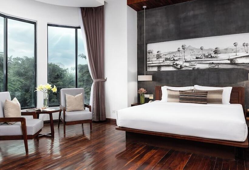 سوئیت رویال, Shintana Saya Residence