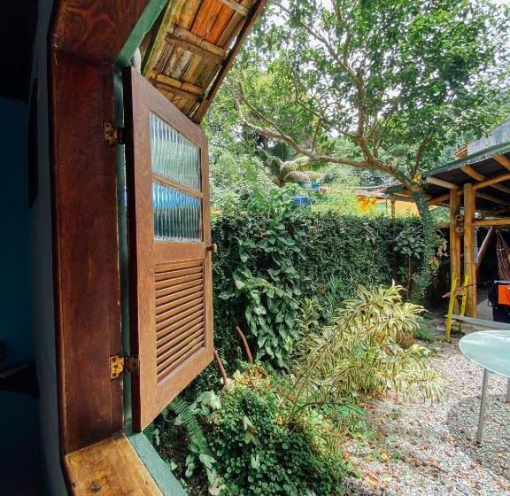 اتاق خانوادگی, Balaio Hostel Ilha Grande