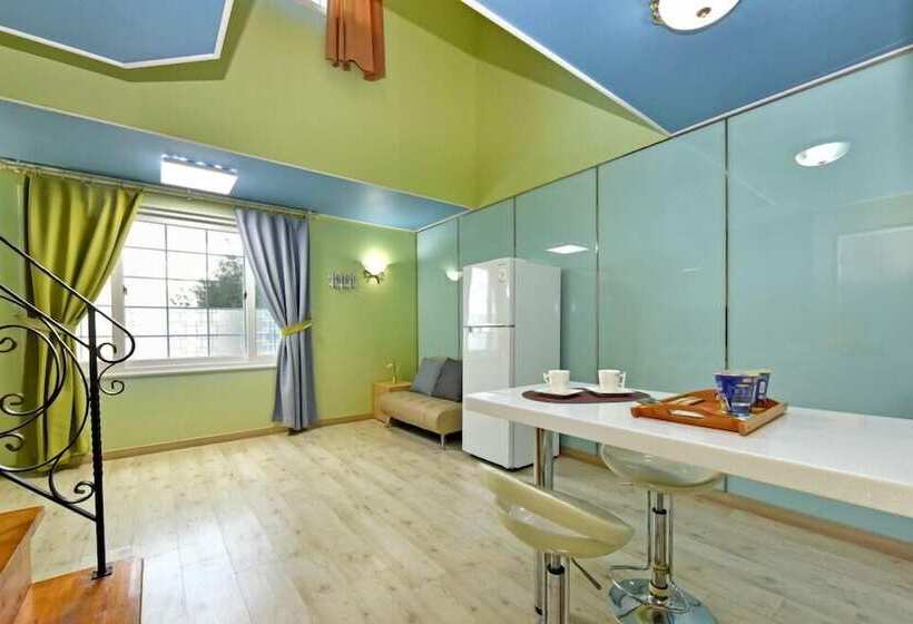 اتاق استاندارد با چشم‌انداز دریا, Namhae Bluemare Pension
