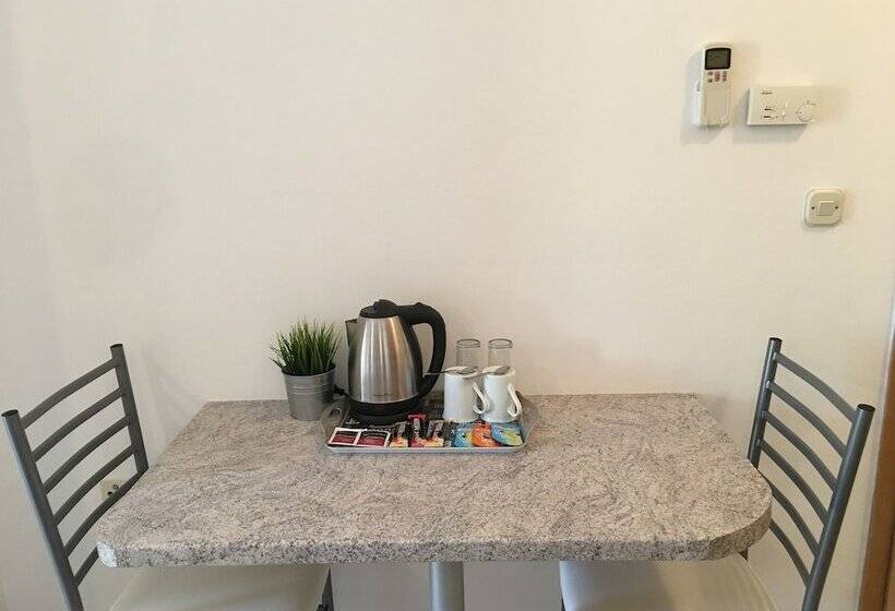 استودیو استاندارد با بالکن, Apartments Ana & Ita