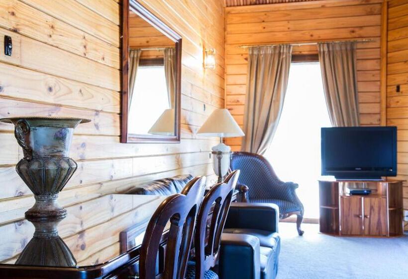 سوییت سوپریور, Alpine Lodge Motel