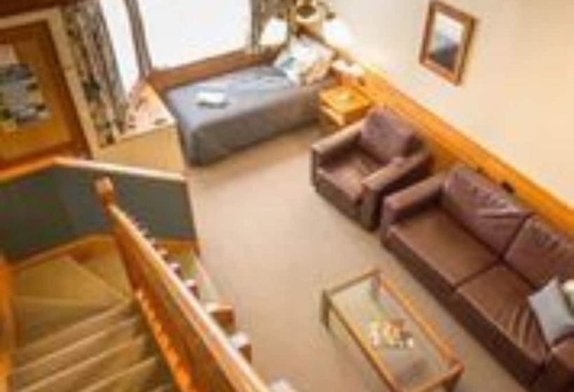 1 Bedroom Apartment, Balmoral Lodge Motel