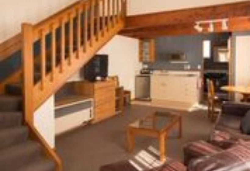 1 Bedroom Apartment, Balmoral Lodge Motel