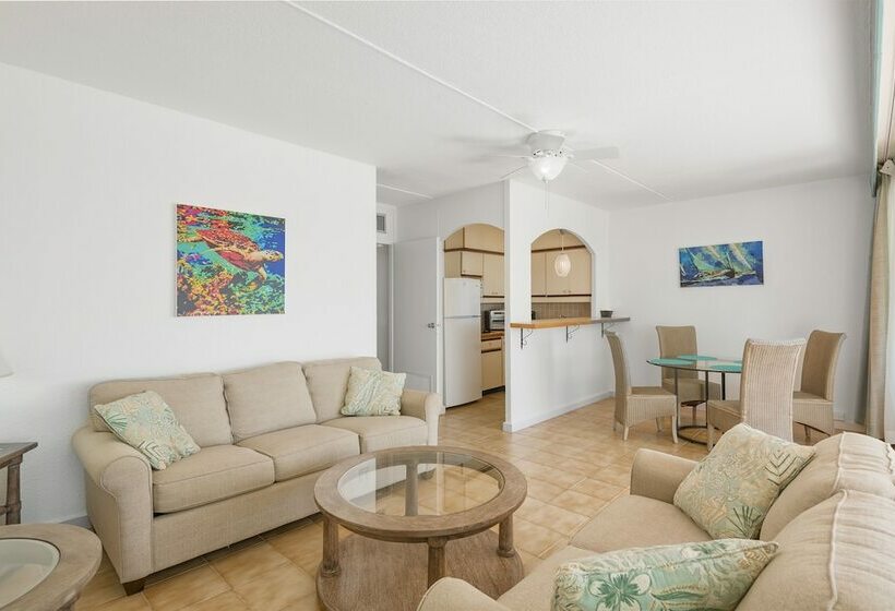 2 Bedroom Suite, Belair Beach