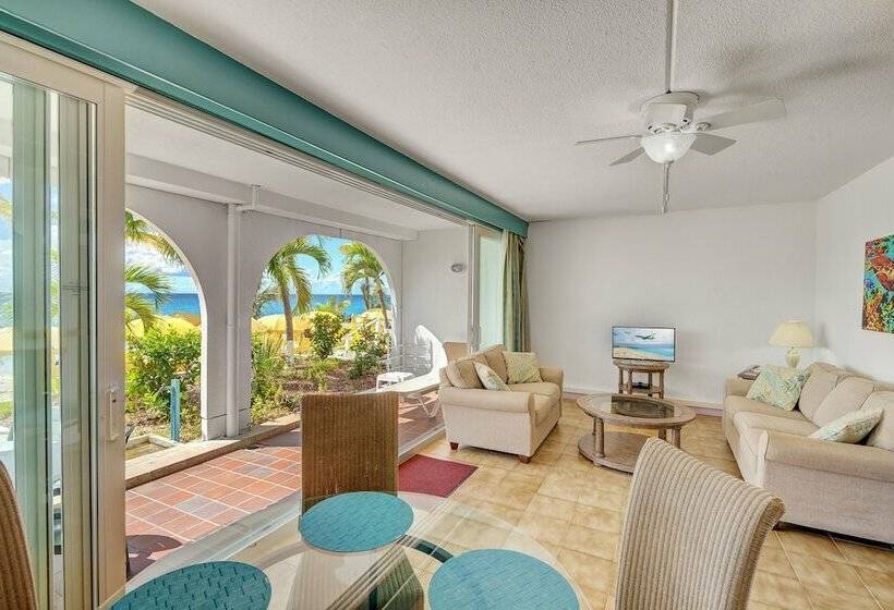 2 Bedroom Suite, Belair Beach