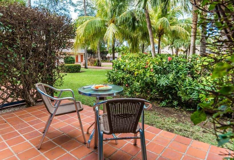 اتاق لوکس با چشم‌انداز باغ, Sunscape Curacao Resort Spa & Casino