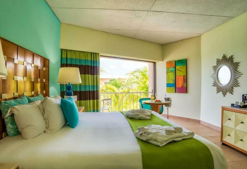 Deluxe Room King Size Bed, Sunscape Curacao Resort, Spa & Casino  All Inclusive