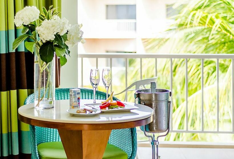 اتاق لوکس با چشم‌انداز دریا, Sunscape Curacao Resort Spa & Casino