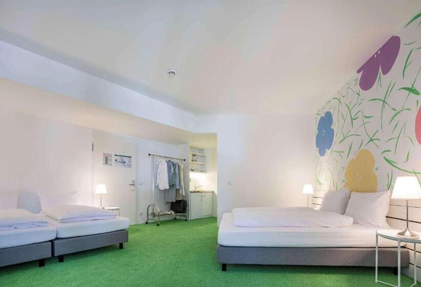 اتاق استاندارد چهار تخته, Flowers Hotels