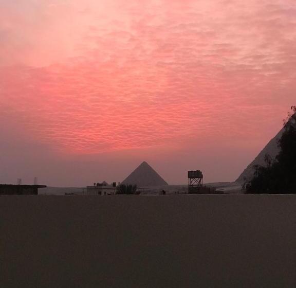 Family bungalow with view, 3 Pyramids View Inn