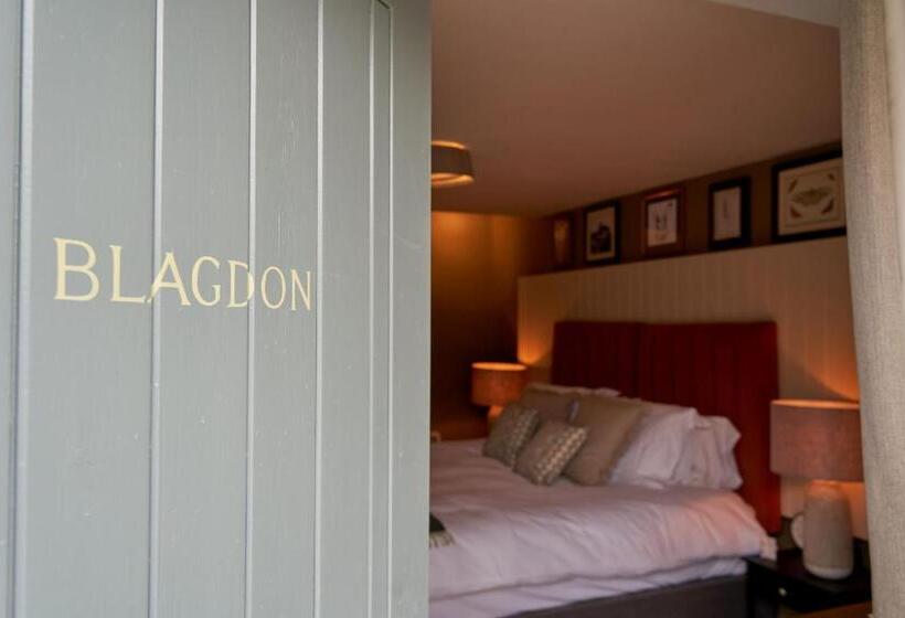 سوییت جونیور, The Langford Inn