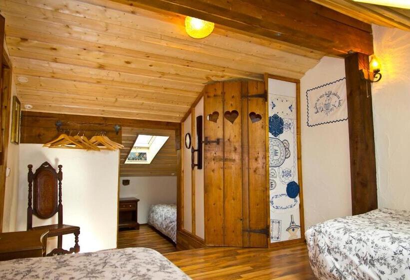 اتاق استاندارد چهارنفره با سرویس بهداشتی مشترک, Raven S Bed