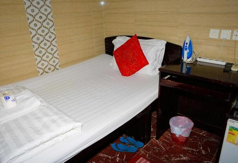 اتاق لوکس با تخت بزرگ, Asia Inn