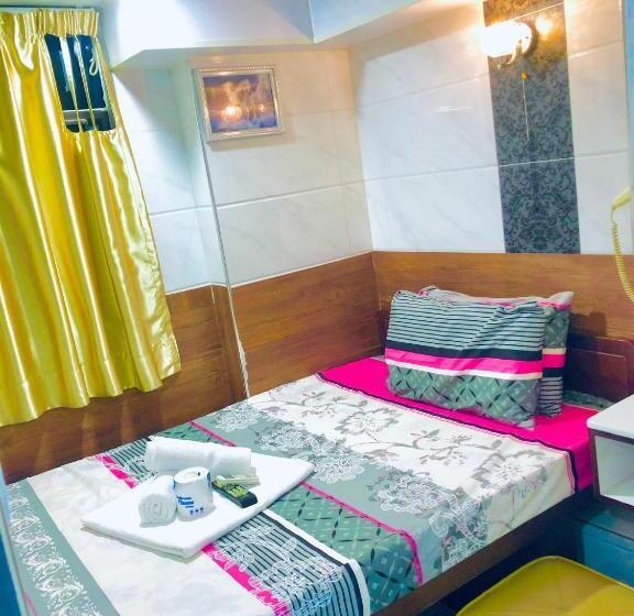 اتاق لوکس با تخت بزرگ, Asia Inn