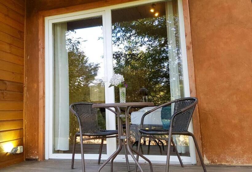 اتاق استاندارد برای معلولان, Elementos Eco Lodge