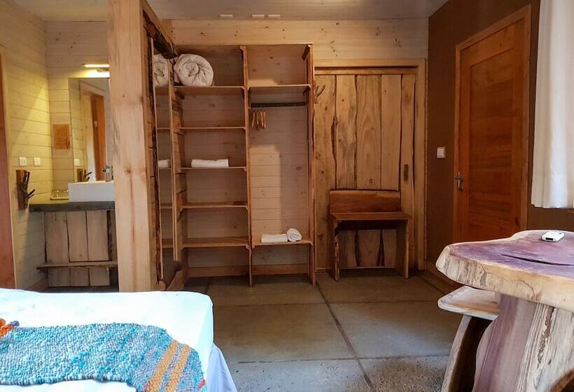 اتاق استاندارد با چشم‌انداز کوهستان, Elementos Eco Lodge