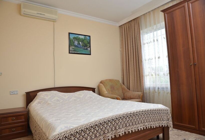 اتاق استاندارد, Laverna Guest House