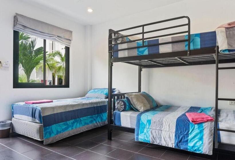 اتاق استاندارد سه نفره, Samui Backpacker