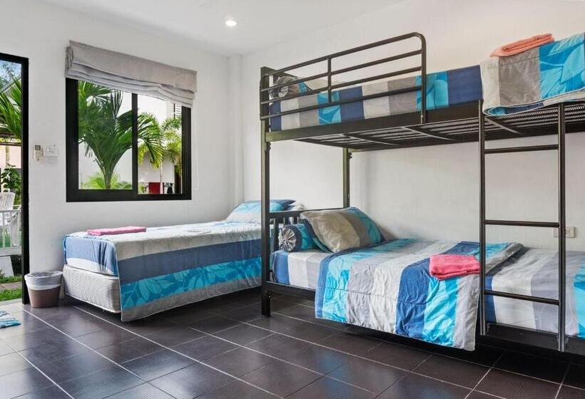 اتاق استاندارد سه نفره, Samui Backpacker