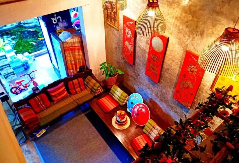 سوییت لوکس, Sofa Gallery