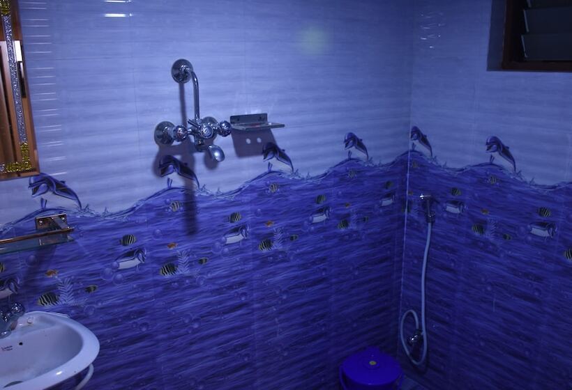 اتاق استاندارد با بالکن, Subha Guest House