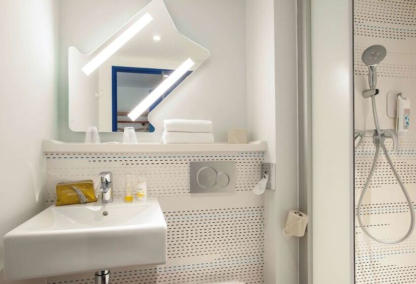 اتاق استاندارد سه نفره, Ibis Budget Châteauthierry