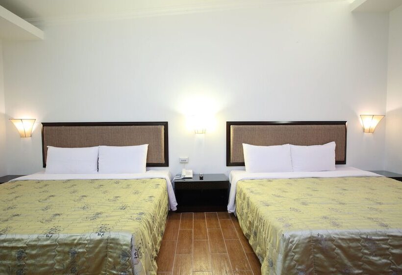اتاق استاندارد چهار تخته, Chuang Tang Spring Spa Hotel   Deyang