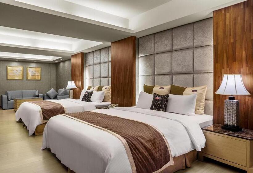 اتاق استاندارد چهار تخته, Chuang Tang Spring Spa Hotel   Deyang