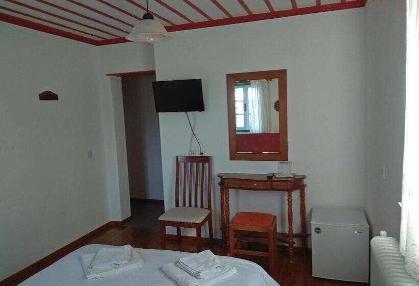 اتاق استاندارد با چشم‌انداز کوهستان, Guesthouse Iro