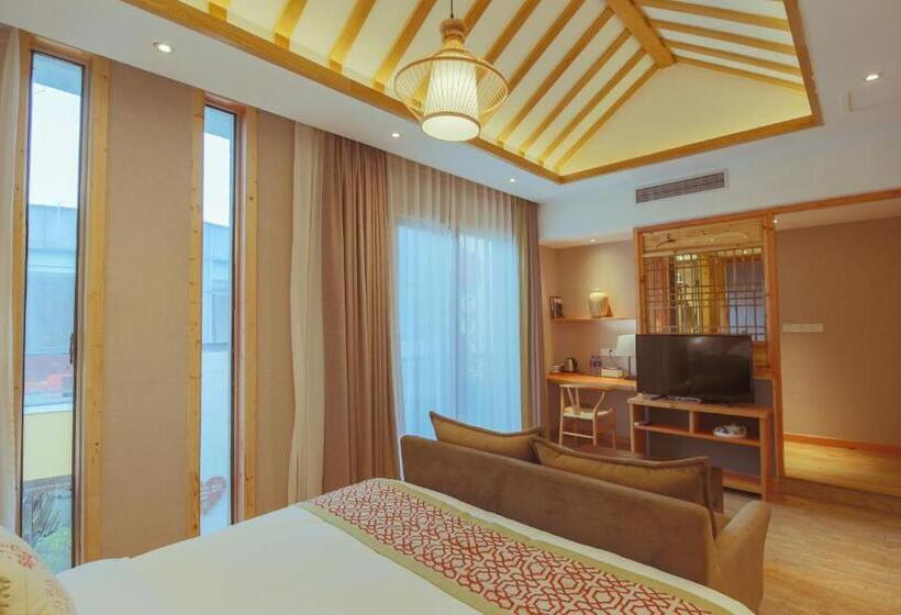 اتاق لوکس, Mild Spring Boutique