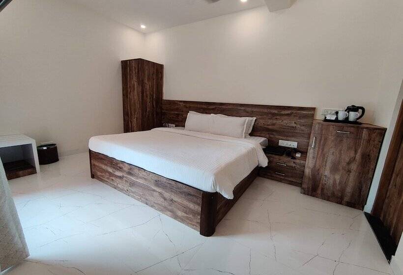اتاق استاندارد با تخت دوبل, Pushp Vatika Resort & Lawns