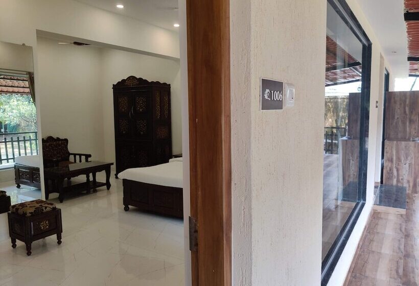 اتاق استاندارد با تخت دوبل, Pushp Vatika Resort & Lawns