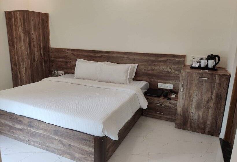 اتاق استاندارد با تخت دوبل, Pushp Vatika Resort & Lawns