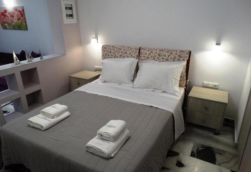Triple Room Sea View, Castelopetra
