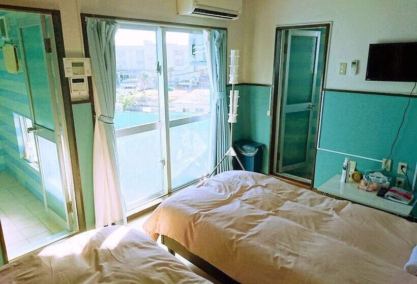 اتاق استاندارد با چشم‌انداز دریا, Eef Condominium Kumejima