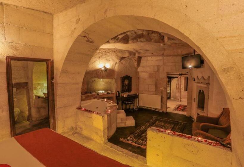 스위트 킹사이즈 침대, Harkasos Cave