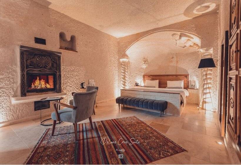 سوییت لوکس, Nino Cave Suites