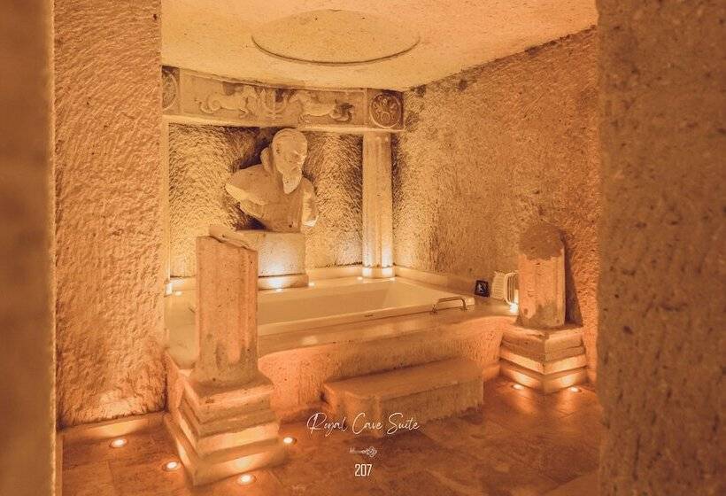 سوئیت رویال, Nino Cave Suites