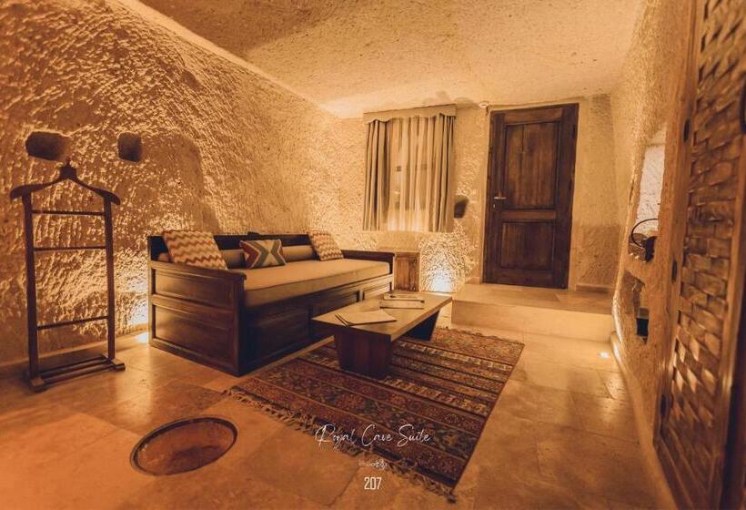 سوئیت رویال, Nino Cave Suites