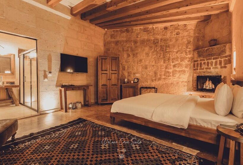 سوییت لوکس, Nino Cave Suites