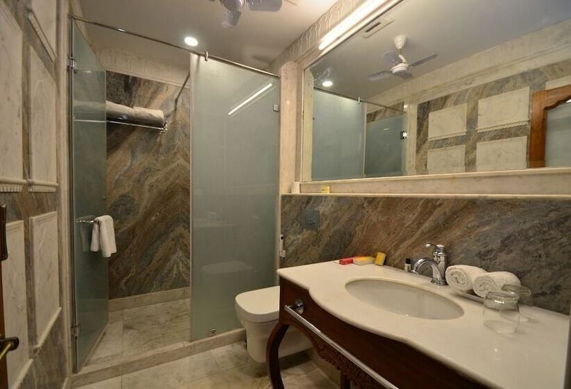 اتاق لوکس, Nirbana Palace   A Heritage Hotel And Spa