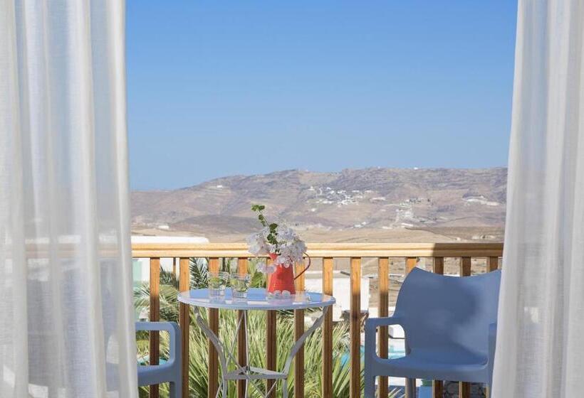 سوییت جونیور, A Hotel Mykonos