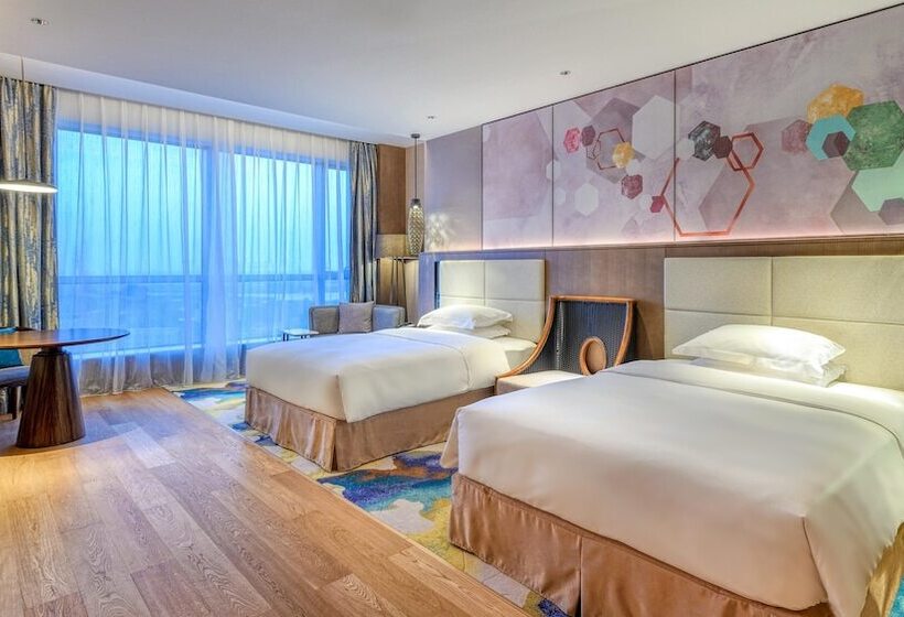 اتاق استاندارد با 2 تخت دوبل, Crowne Plaza Beihai Silver Beach