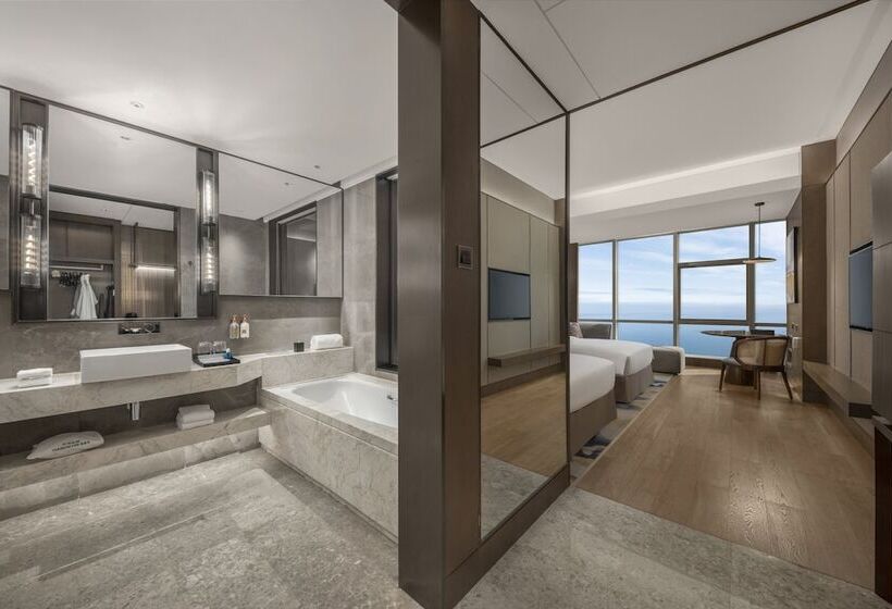 اتاق استاندارد با 2 تخت دوبل, Crowne Plaza Beihai Silver Beach, An Ihg