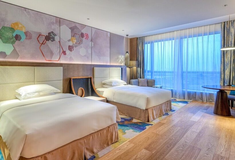 اتاق استاندارد با 2 تخت دوبل, Crowne Plaza Beihai Silver Beach