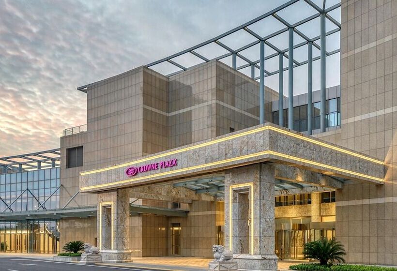 اتاق پرمیوم, Crowne Plaza Beihai Silver Beach, An Ihg