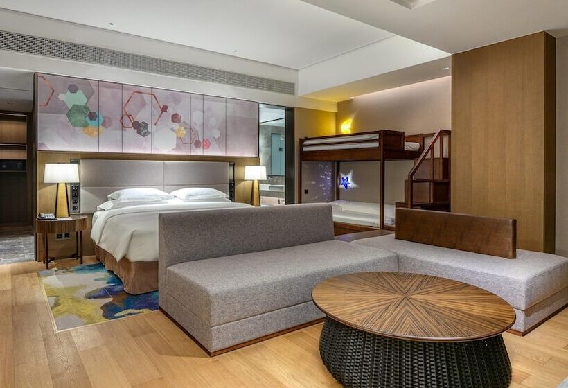 اتاق پرمیوم, Crowne Plaza Beihai Silver Beach, An Ihg