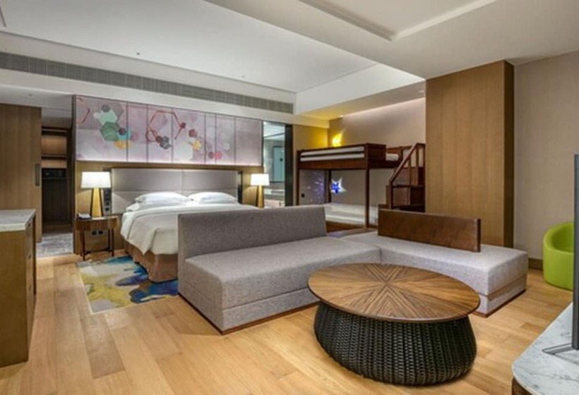 اتاق پرمیوم, Crowne Plaza Beihai Silver Beach, An Ihg